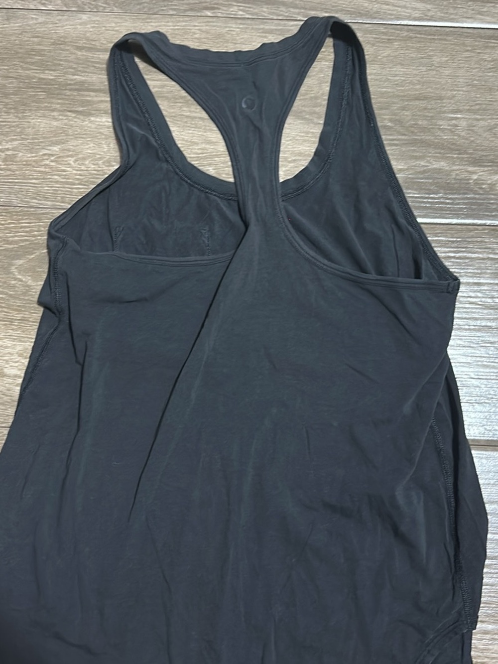 Black Lululemon tank